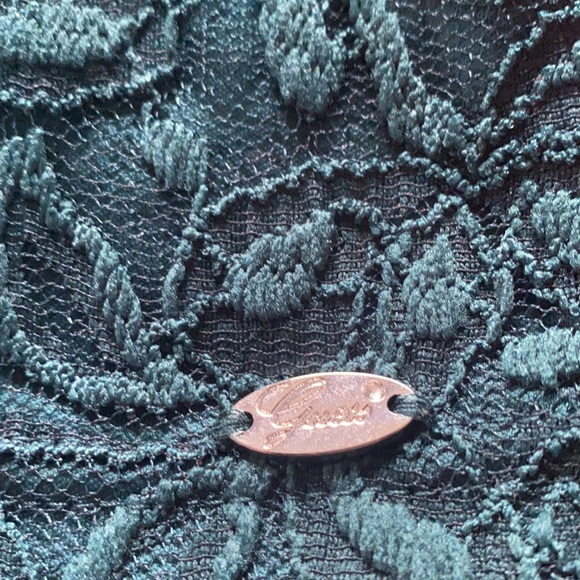 Guess shirt - Picture 2 of 6